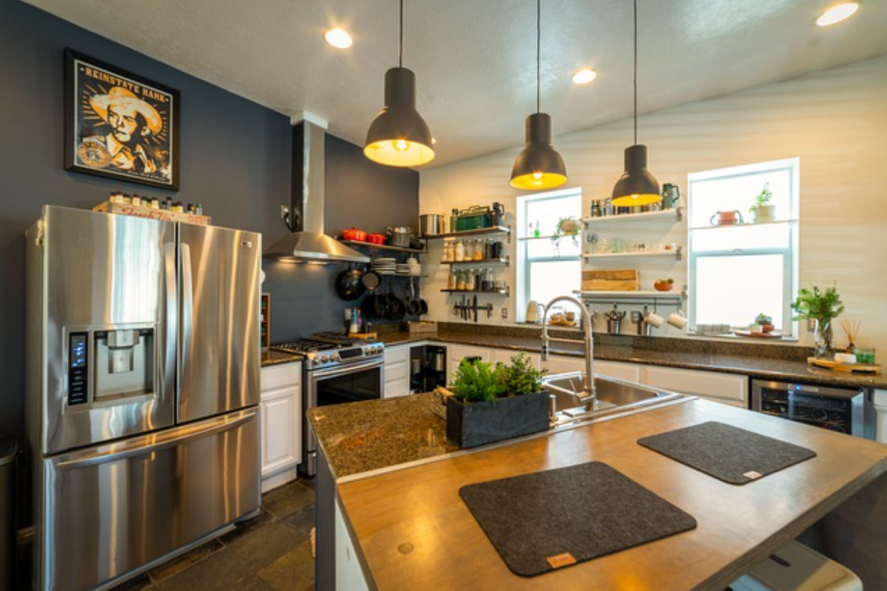 3 Ways an Under-Sink Water Filter Helps the Planet