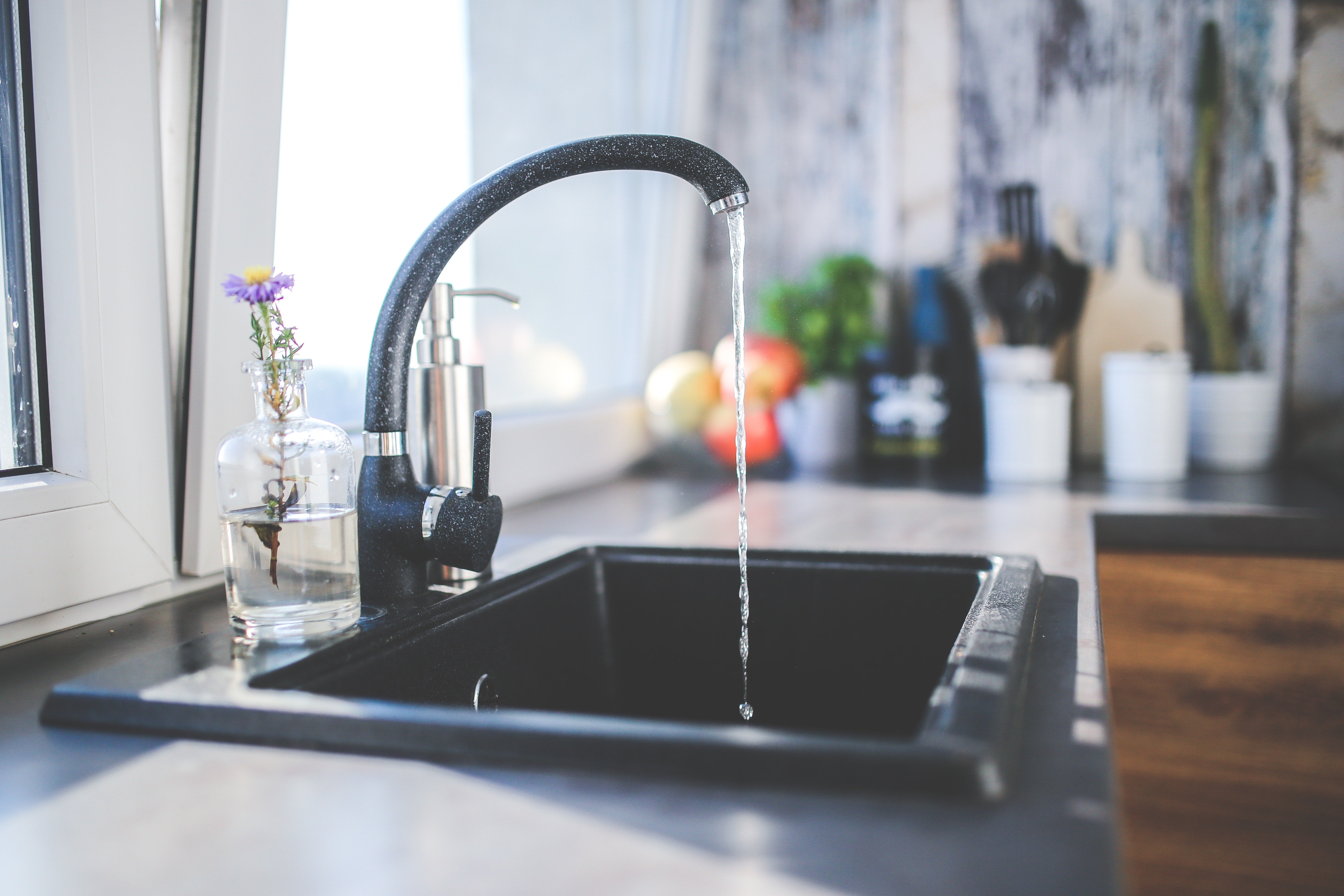 4 Common Issues with Tap Water | Better Waters Water Filtration